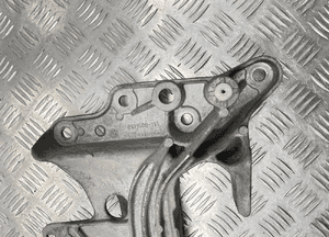 Bmw G01 G20 G30 belka poprzeczna skrzyni biegów 6870603 8
