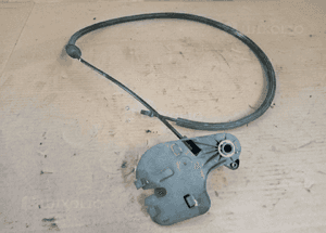 Linka otwierania maski uchwyt Audi Q5 8R1823633 8R1823535 2