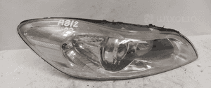 Lampa przod przednia prawa volvo C30 lift 1