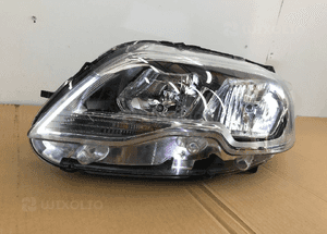 Lampa przód Peugeot 301 lift lewa 17-20r 9817298380 3