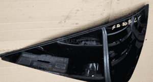 Peugeot 207 SW kombi szyba boczna tył tylna prawa lewa 4