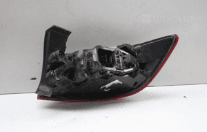 RENAULT CLIO IV lampa lewa tył tylna przed lift 2012-2016 2