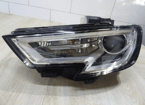 Audi A3 8V lift xenon lampa przód lewa 8V0941005E 2