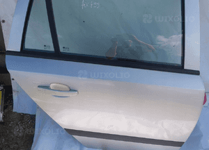 Drzwi prawy tył prawe tylne opel astra h kombi Z157 4