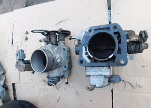 Mazda MPV 626 99-02 2.0 16V Przepustnica krokowy 5