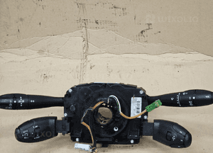 Peugeot 207 przelacznik zespolony pod kierownice 96661306XT  9665728XT 96630724XT 1