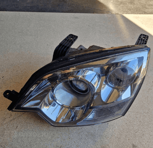 Opel antara lift lampa lewy przód przednia xenon 1
