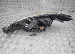 Lampa prawy przód mazda 5 europa radom 3