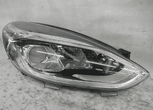 Ford fiesta MK8 soczewka led lampa przednia prawa 1