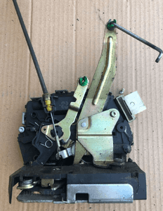 Zamek tylna klapa Land Rover Discovery 2 II