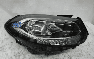 Mercedes b klasa 246 lift lampa przednia prawa 2