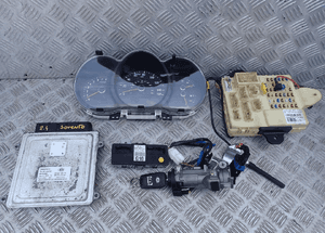 ZESTAW STARTOWY KIA SORENTO II 2,4 BENZYNA RADOM 1