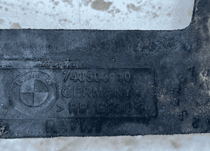 Osłona płyta pod silnik bmw F10 F11 74850610 9