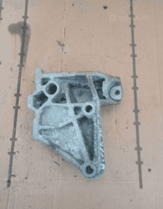 Łapa podpora skrzyni biegów Seat Leon 1.8 1J0199117P 2