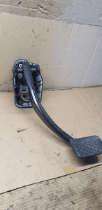 Pedał hamulca automat Mercedes GL X166 W166 A1662920008 3