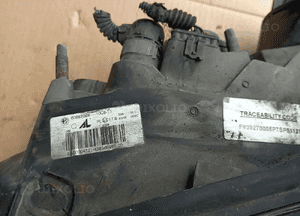 Alfa Romeo 159 Lampa przód przednia lewa 3
