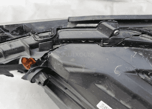 Lampa prawa prawy przód Toyota Highlander 10100-8A06J 7