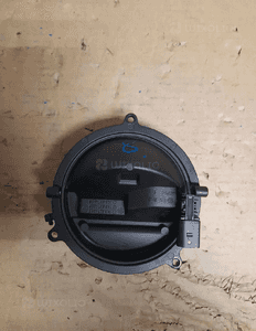 KLAMKA TYLNEJ KLAPY VW PASSAT B6 CC 1k0827469 1