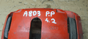 Zacisk hamulcowy prawy przód Audi A8 D3 4.2 TDI 7
