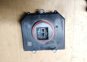 Moduł sterownik przetwornica lampy LED BMW M5 G30 F90 8491414 2