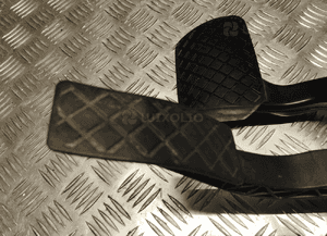 PORSCHE MACAN 95B PEDAŁ HAMULCA I GAZU STELAŻ 95B723031C 7