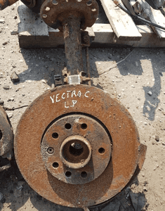 zwrotnica lewa przód vectra c 1.9 cdti