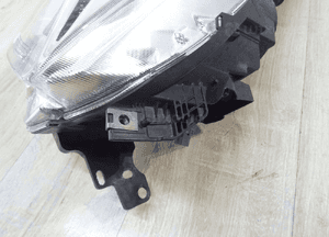 Lampa przednia prawa ford kuga MK2 lift xenon 5