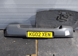 Toyota yaris i zderzak tył tylny 1