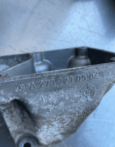 mercedes łapy aluminiowe silnika m271 m272  m273 m137 lewa prawa poduszka 12