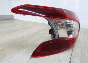 LAMPA TYLNA LEWA 9677817680 PEUGEOT 308 led 3