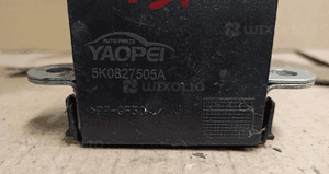 # ZAMEK KLAPY TYŁ VW nr 5K0827505A 4