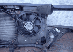 PAS PRZEDNI KOMPLET CHŁODNIC AUDI A4 B5 FL  RADOM 6