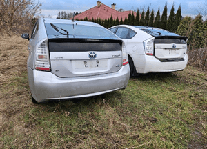 Toyota PRIUS III 09-15 klapa 070 1F7 2
