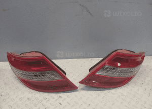 Mercedes W204  c klasa sedan 2010 rok lampa prawa 2048202064 bardzo ładna ledy sprawne 1