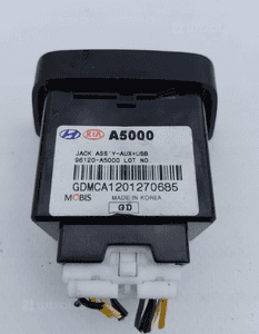 Gniazdo port złącze usb aux hyundai I30 ii 2 96120-A5000 3