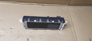 Wyświetlacz radia zegarek Peugeot 308 T7 9664644280 2
