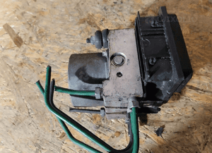Pompa hamulcowa abs renault clio ii thalia twingo i 0265800335 9