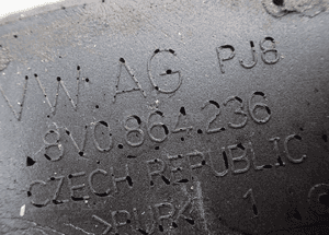 Prawe Wygłuszenie Błotnika AUDI A3 S3 RS3 8V RADOM 3