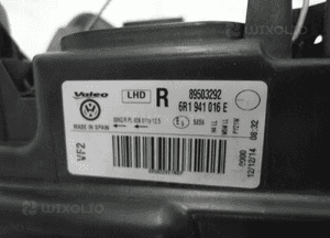 Vw polo 6R czarna bdb lampa przednia prawa 9