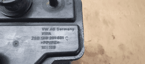 Filtr węglowy Skoda Octavia II 2.0 FSI 1K0201801C 1K0201813 6