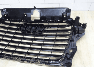Audi A3 8V5 sedan atrapa grill s-line 8V5853651B 10