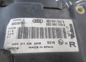 Lampa przód przednia prawa audi A4 B6 xenon 2000- 14