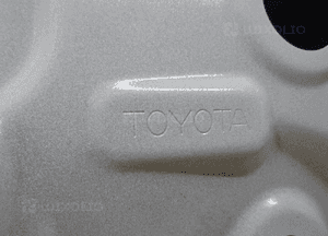 DRZWI prawy przód przednie   TOYOTA CAMRY VIII 8 18- LLU 10