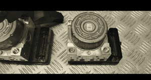 BMW F39 F48 POMPA ABS DSC 6891408 6891409 8