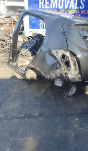 Opel mokka x 2019 dupa tył ćwiartki radom 11