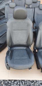 Fotele komplet kanapa pół skóra fotele boczki Opel Zafira C 2
