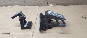 Zawias prawy tył tylny górny dolny para VW Touareg 7L0833402 2