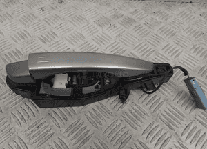 Klamka zewnętrzna prawy przód keyless peugeot 508 i 9686433680 1