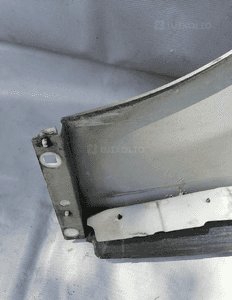 Błotnik prawy przód Mercedes C Klasa W204 C775 6