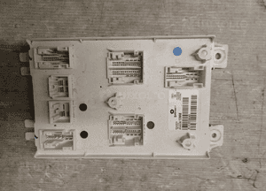 JEEP GRAND CHEROKEE WK2 3.0 D SKRZYNKA BEZPIECZNIKÓW MODUŁ BCM P68236139AE 1